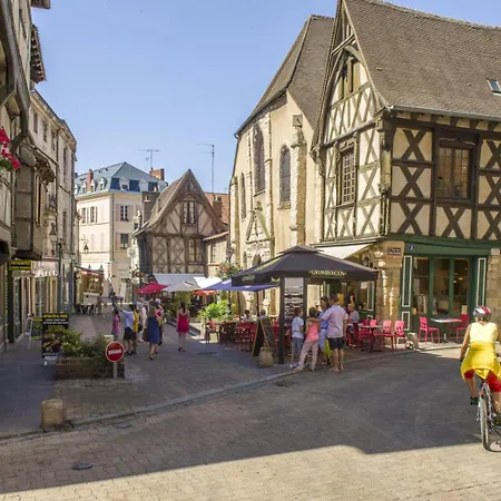 Appartement Halte Sympa! Montluçon